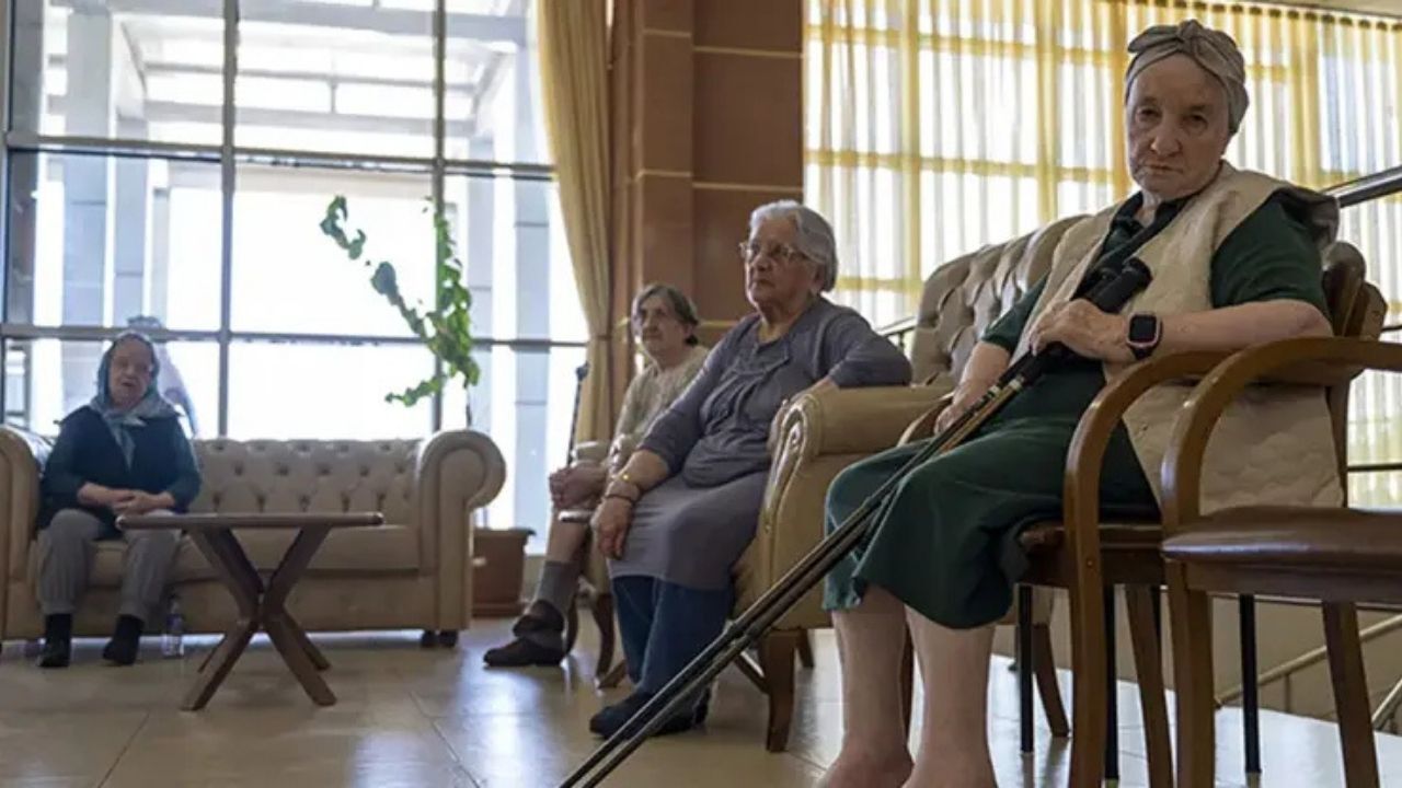 Huzurevlerinde Yeni Dönem Yaş Şartı Ve Başvuru Kuralları Değişti (1)