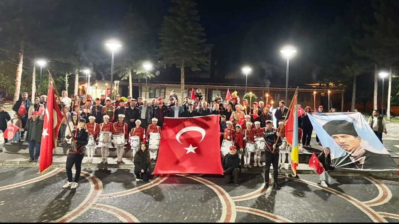 Ihsangazi Fener Alayı 19 Mayıs (2)