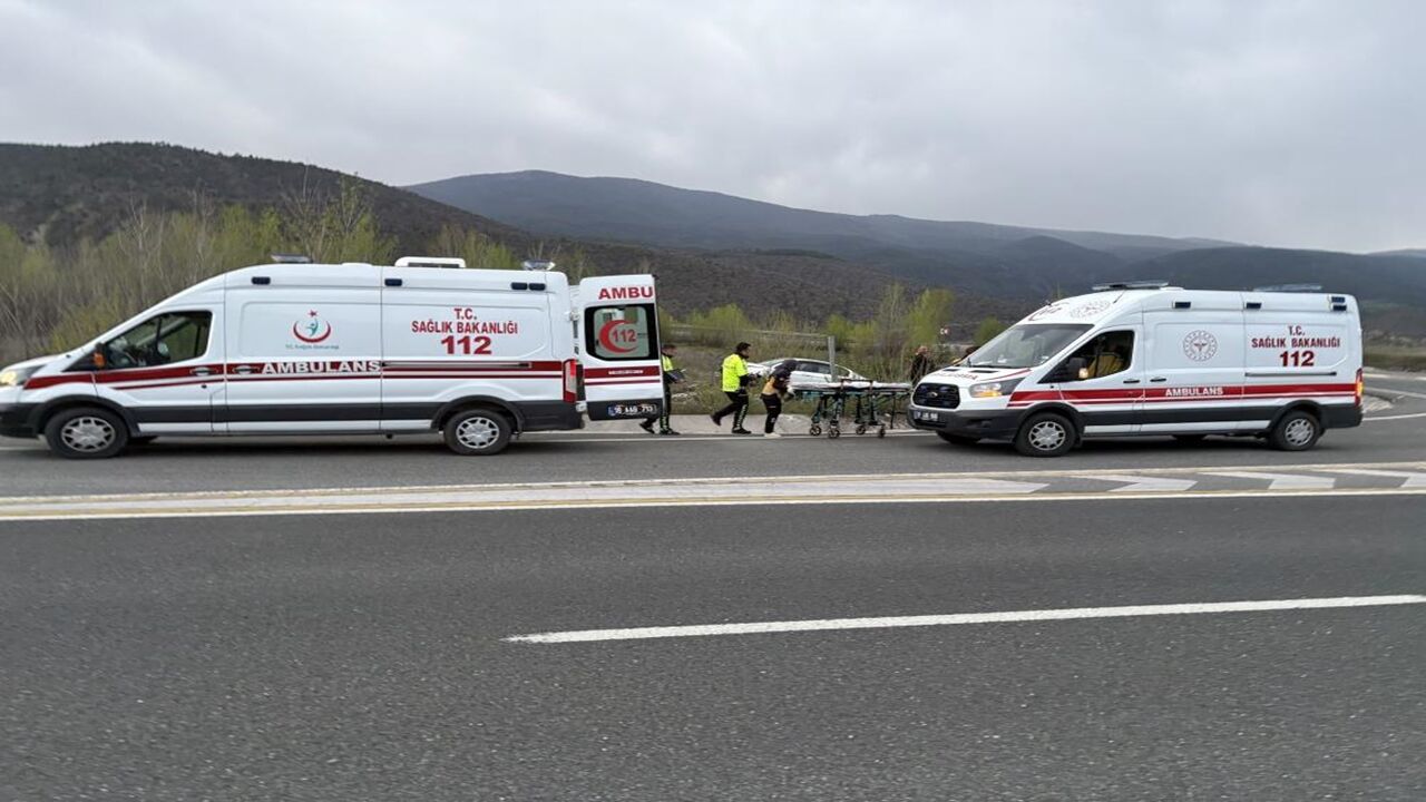 Ilgaz Da Feci Kaza Yaralılar Var Feci (5)