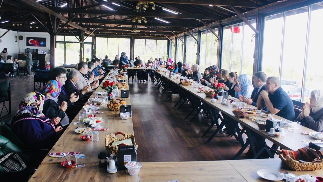 Inebolu Anneler Günü Kaymakam (3)