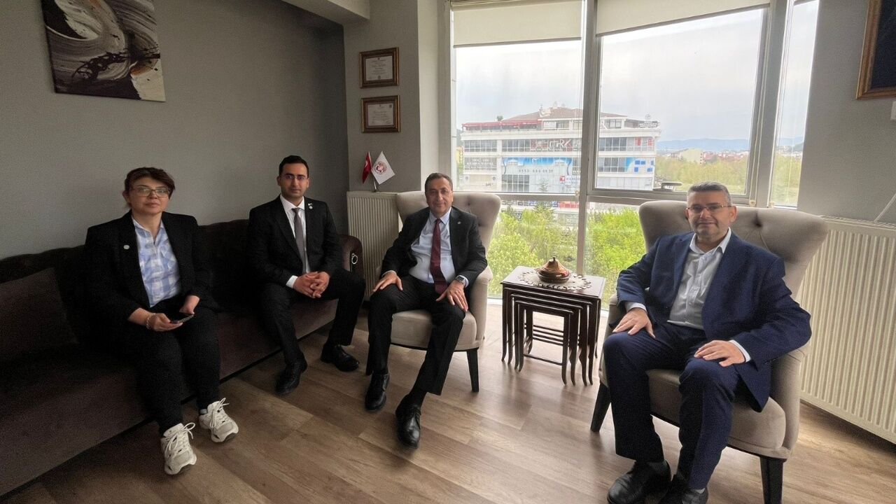 Iyi Parti Ziyaret