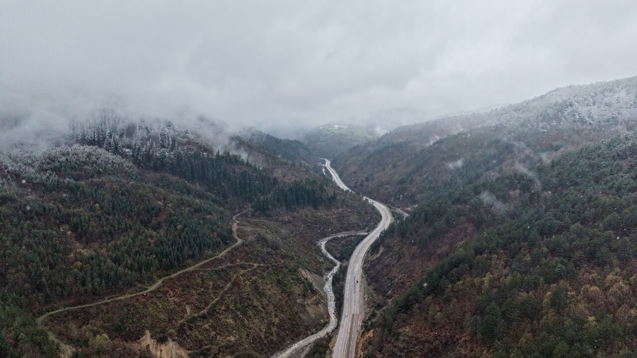 Kastamonu Da Mayısta Kar Manzarası (1)