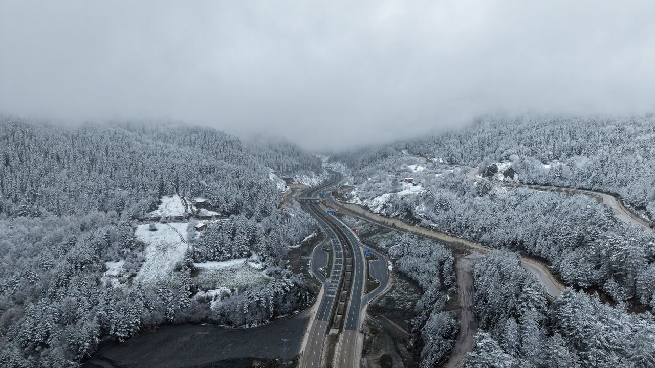 Kastamonu Da Mayısta Kar Manzarası (4)