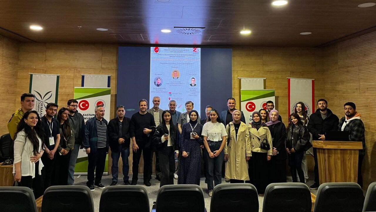 Kastamonu Üniversitesi’nde Bağımlılıkla Mücadele Paneli (1)