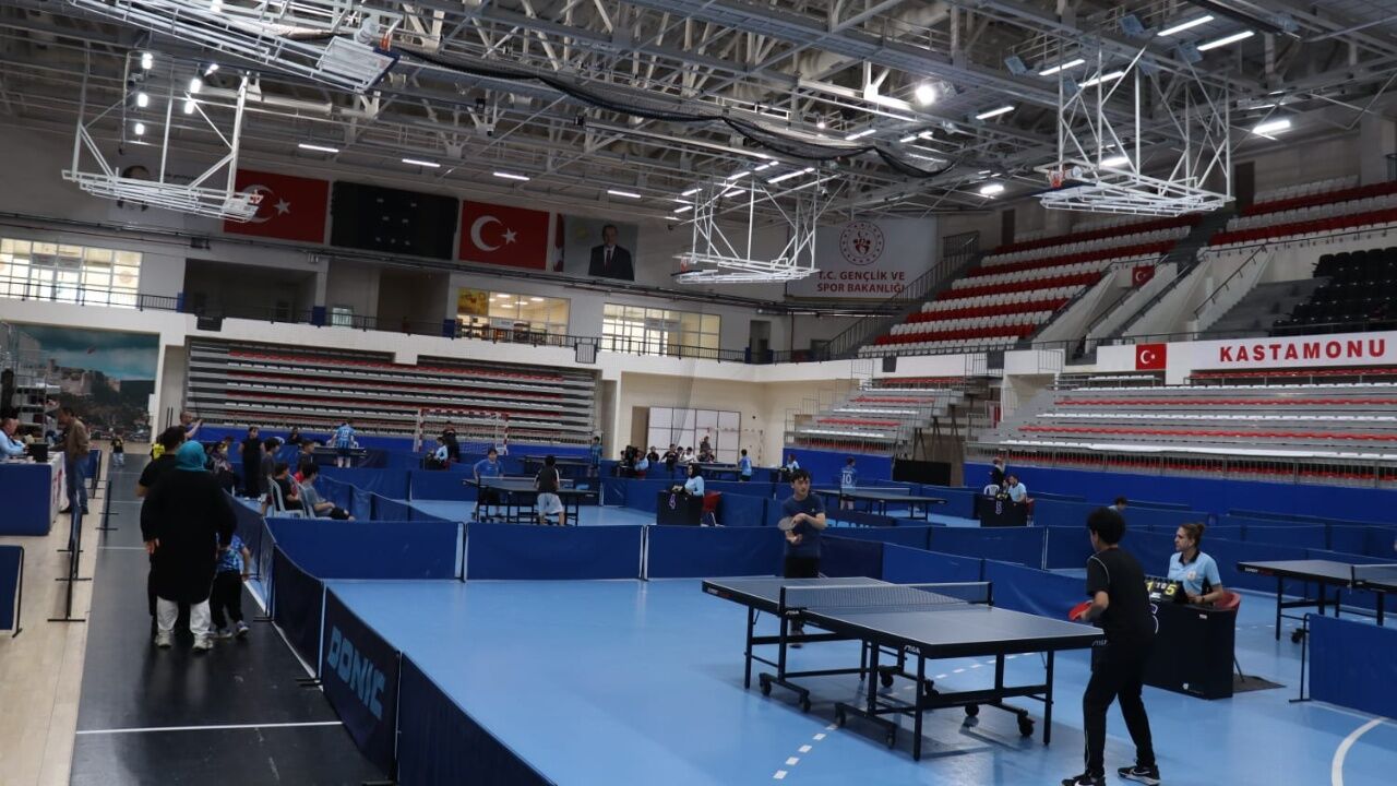 Kastamonu’da 19 Mayıs Coşkusu Sporla Buluştu (2)
