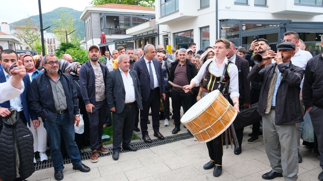 Kastamonu’da Asırlık Bayram Geleneği 130 Kazan Pilav Ikram Edildi (7)