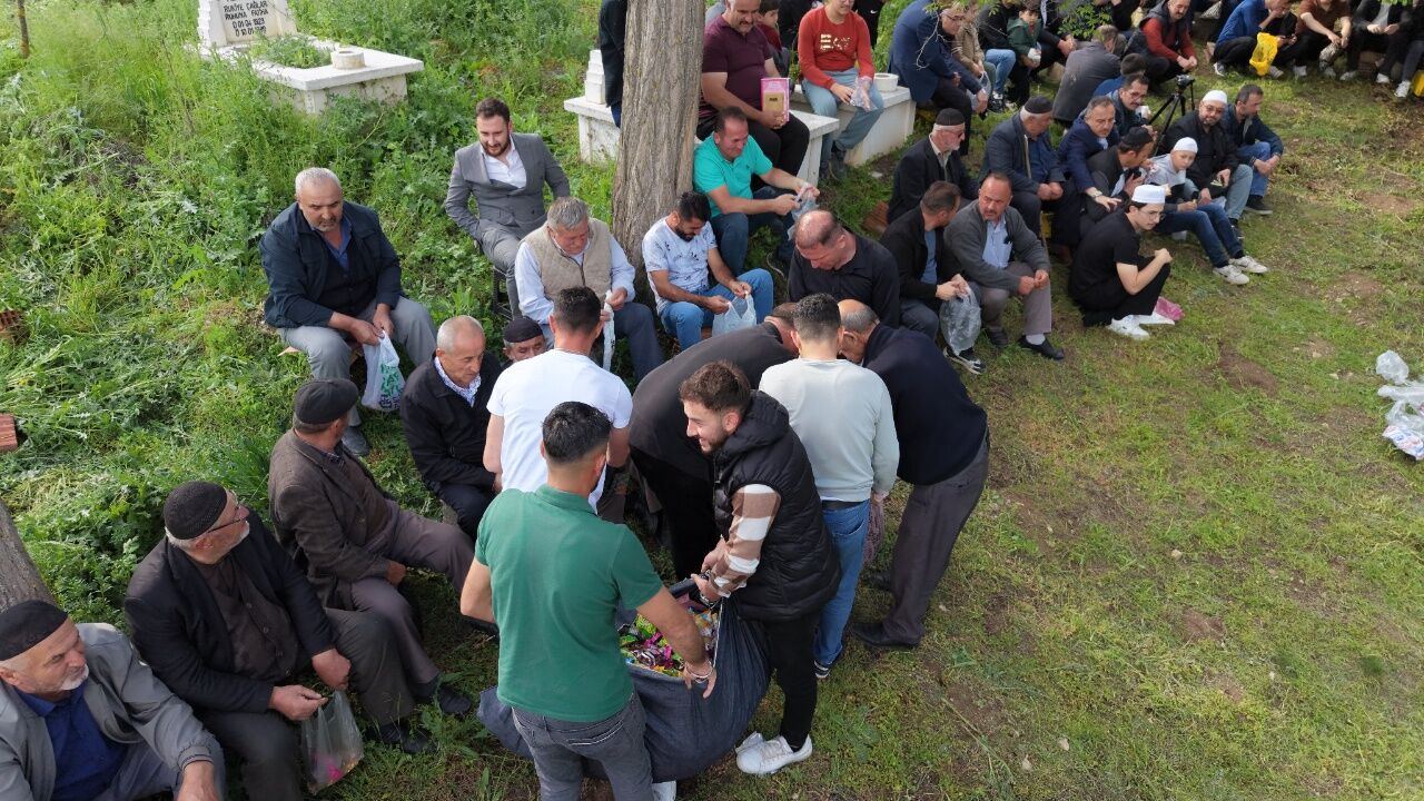 Kastamonu’da Bayram Arifesi 250 Yıllık Ziyrat Geleneği Yaşatılıyor (1)