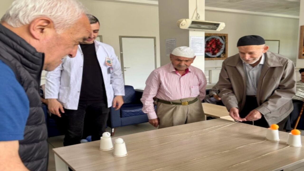 Kastamonu’da Gençlerden Huzurevine Anlamlı Ziyaret (3)