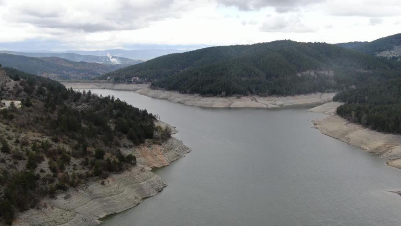 Kastamonu’da Korkutan Tablo Barajda Sadece 5 6 Aylık Su Kaldı (1)-1
