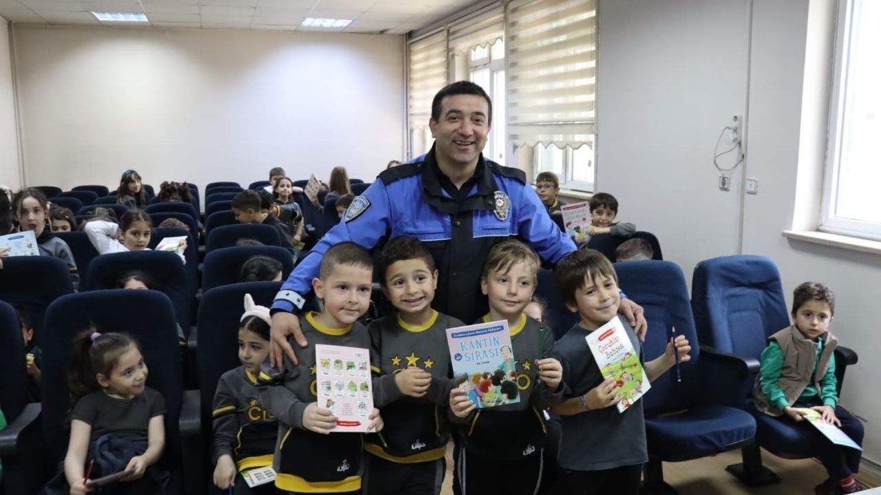Kastamonu’da Öğrencilere Kritik Eğitim Polisler Tek Tek Anlattı (6)