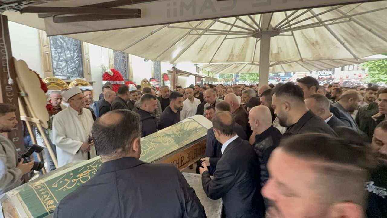 Kocaeli'nin İzmit Ilçesinde Ortağı Uğur Öz (1)