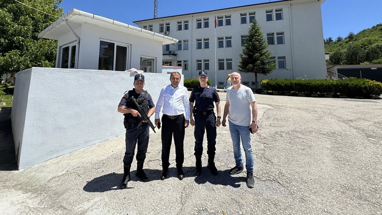 Metin Yamalı Görev Başı Personel (7)