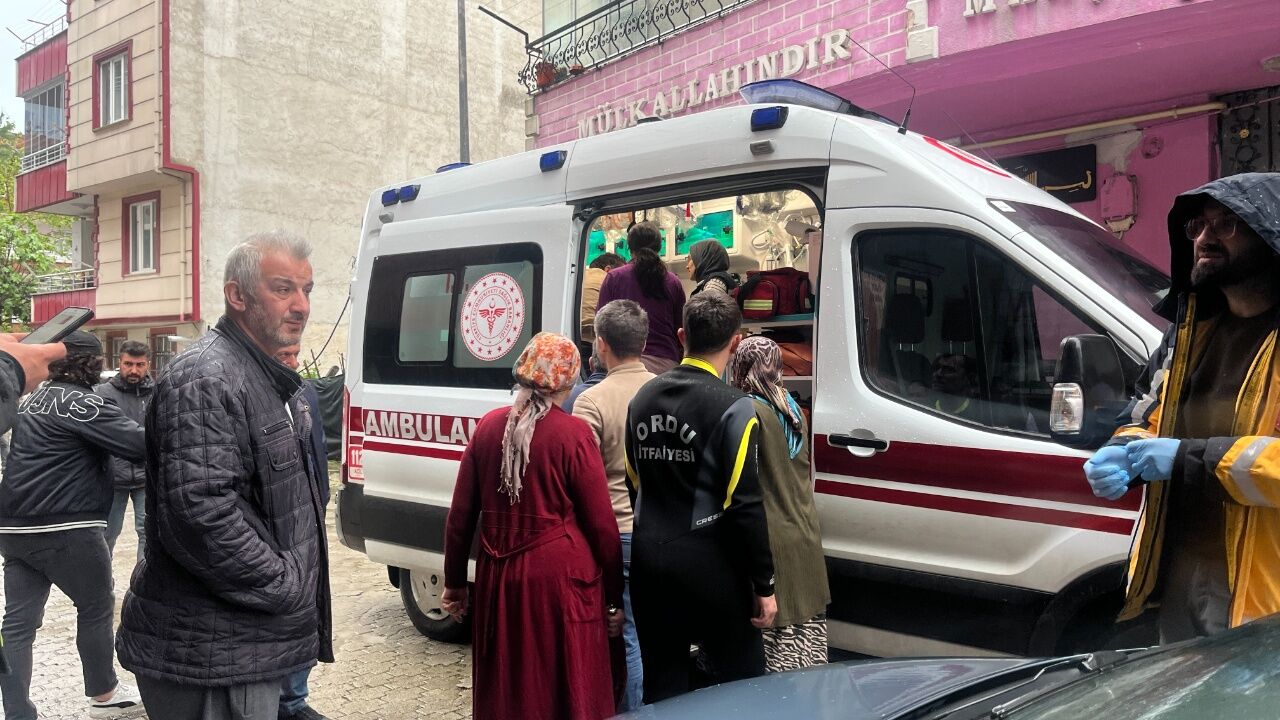Ordu Dereye Düşen Çocuk