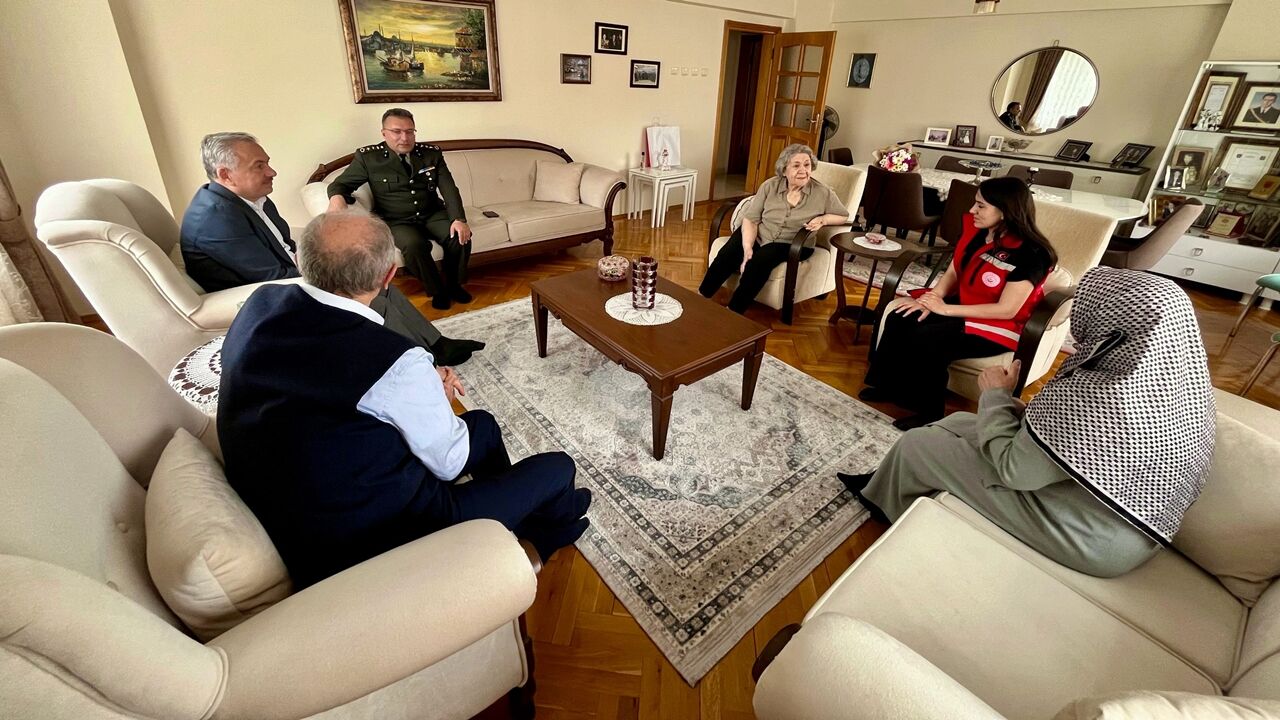 Şehit Anneleri Anneler Günü (2)