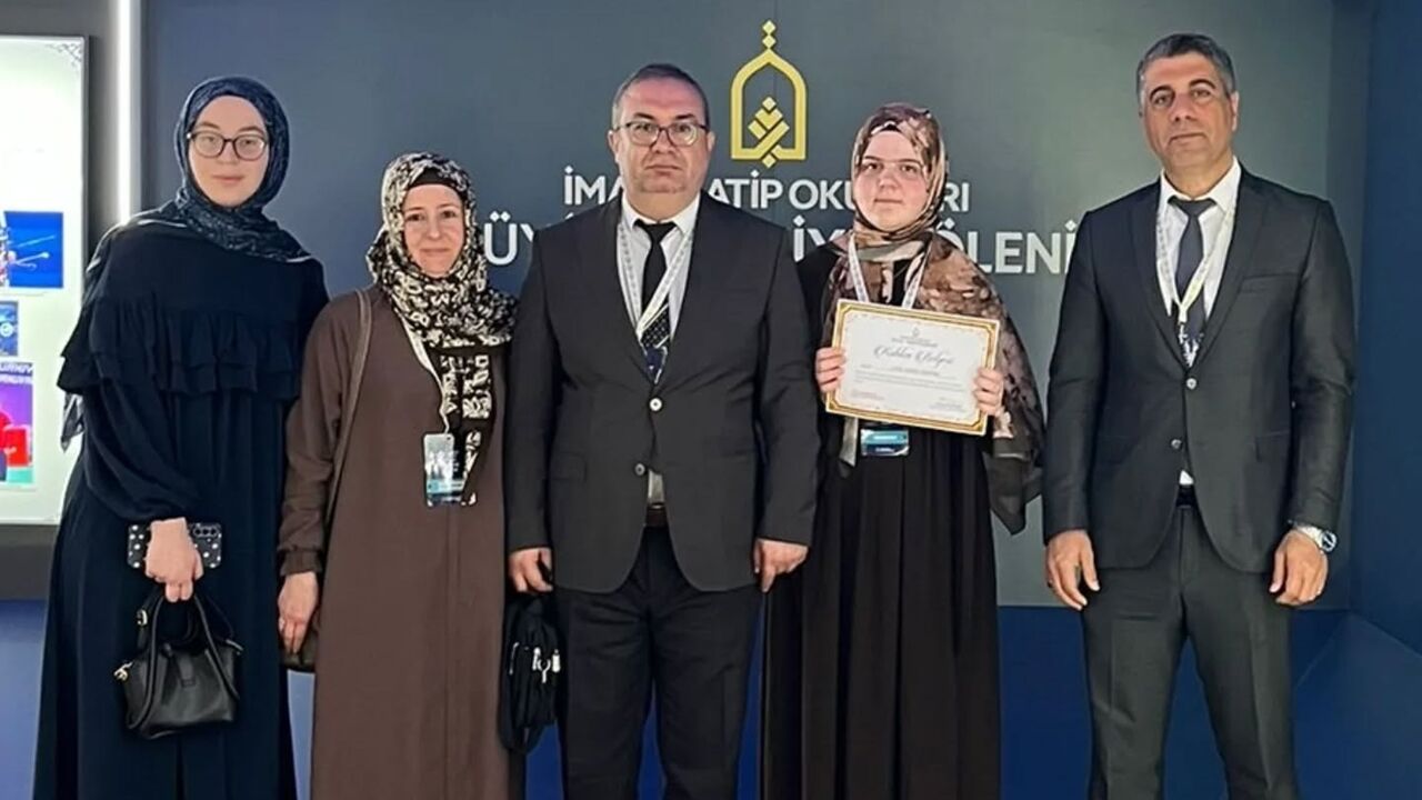 Seydiler Hafız İmam Hatip Ortaokulu Öğrencimiz Ayşe Zehra Öztürk (1)