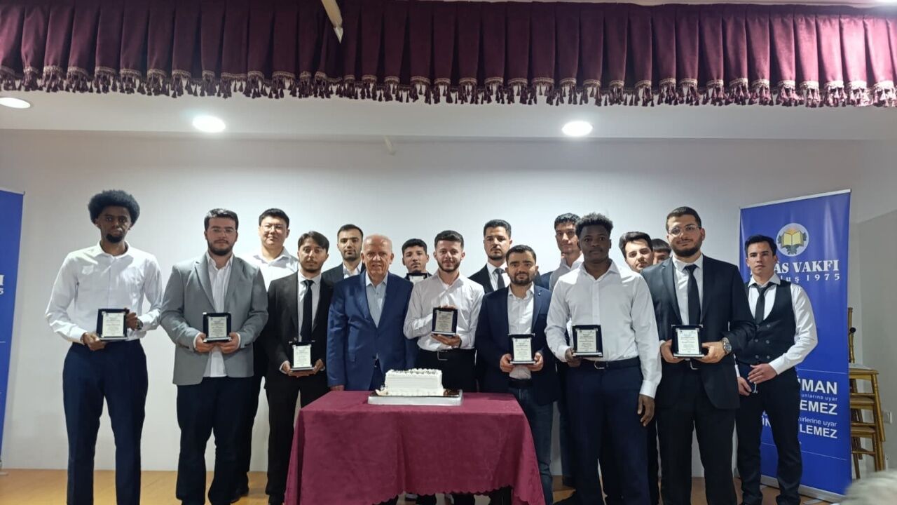 Sıla Yurdu Mezuniyet (1)