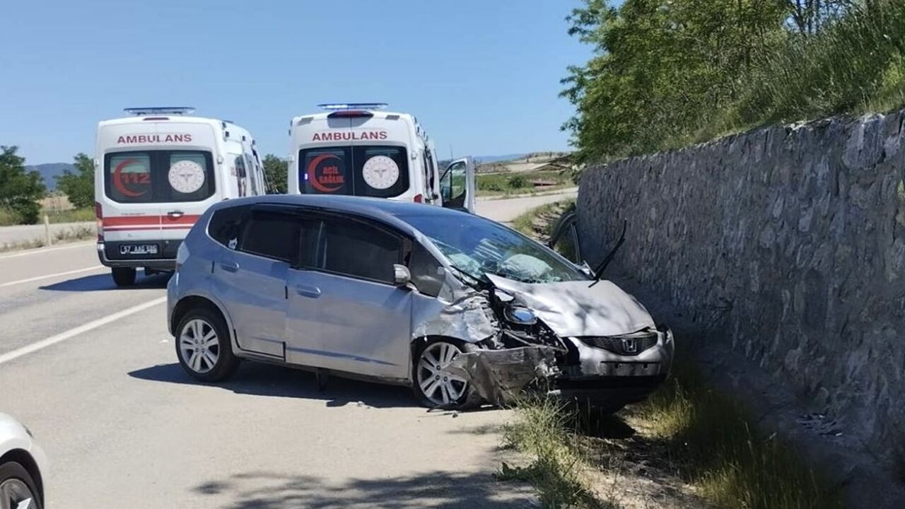 Sinop Kastamonu Karayolu Feci Kaza