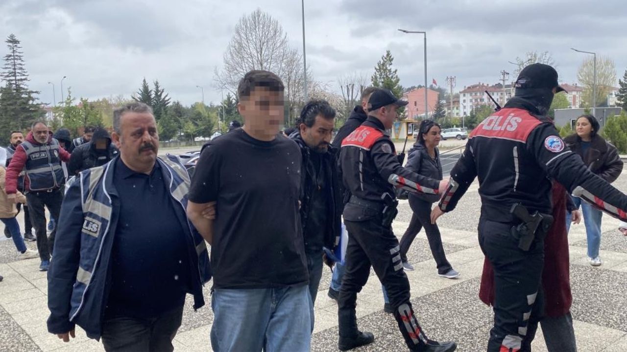 Sokakta Kanlı Buluşma İki Genci Vuran 3 Şüpheli Tutuklandı (1)