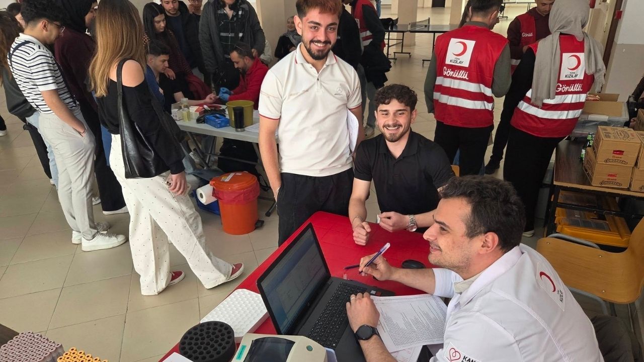 Taşköprü Myo Öğrencileri Kan Bağışında Örnek Oldu (6)
