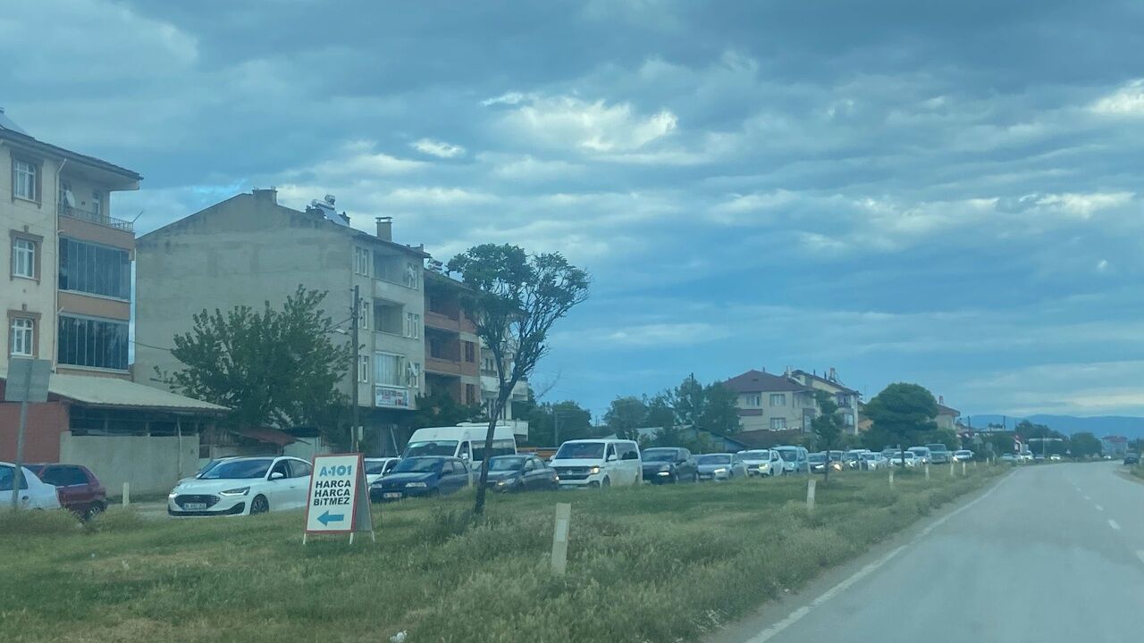Taşköprü'de Bayram Dönüşü Yoğunluğu