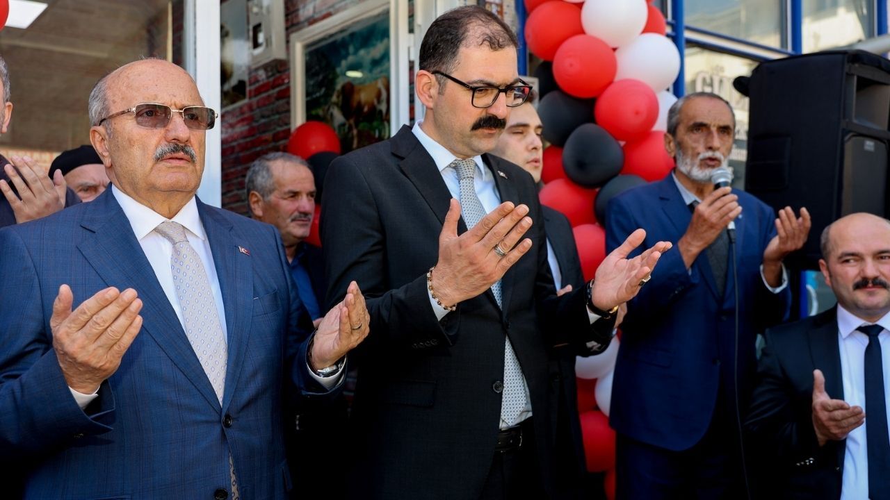 Taşköprü’de Demir Kasap Dualarla Hizmete Açıldı (1)