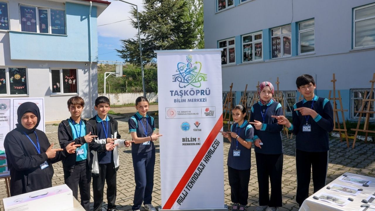 Taşköprü’de Tübi̇tak 4006 Bilim Fuarı’na Yoğun Ilgi (8)
