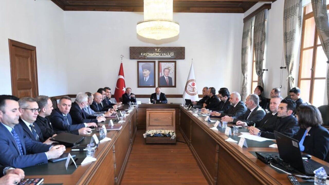 Valilik Toplatı2