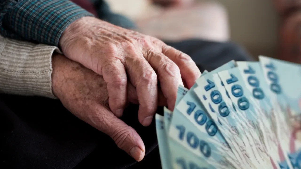 Emeklinin Temmuz Zammında 3 Senaryo En Düşük Maaş Için Yeni Hesap Ortaya Çıktı-1