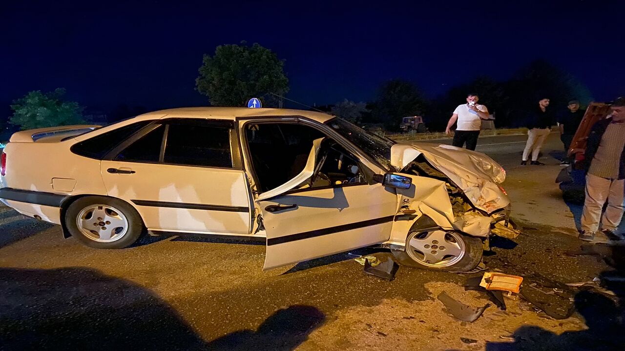 Feci Kaza Taşköprü Çetmi Görühtü (2)
