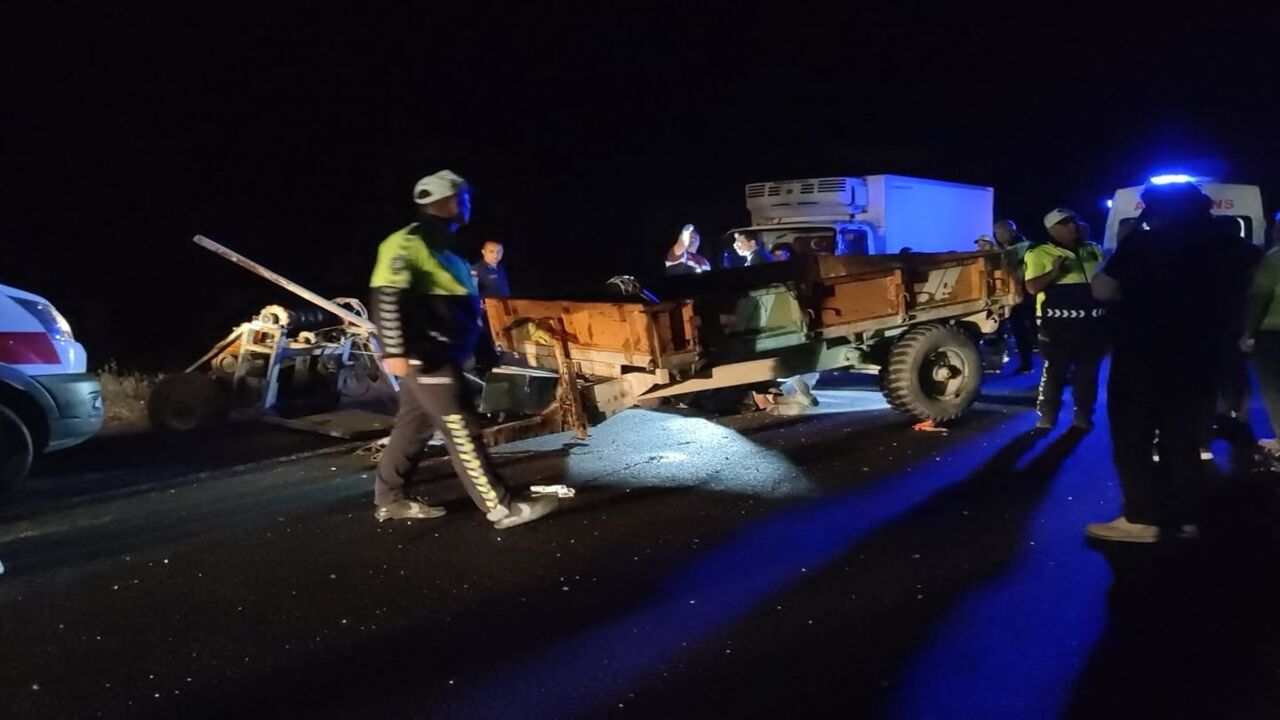 Feci Traktör Kazası Dede Öldü Torun Yaralı (3)