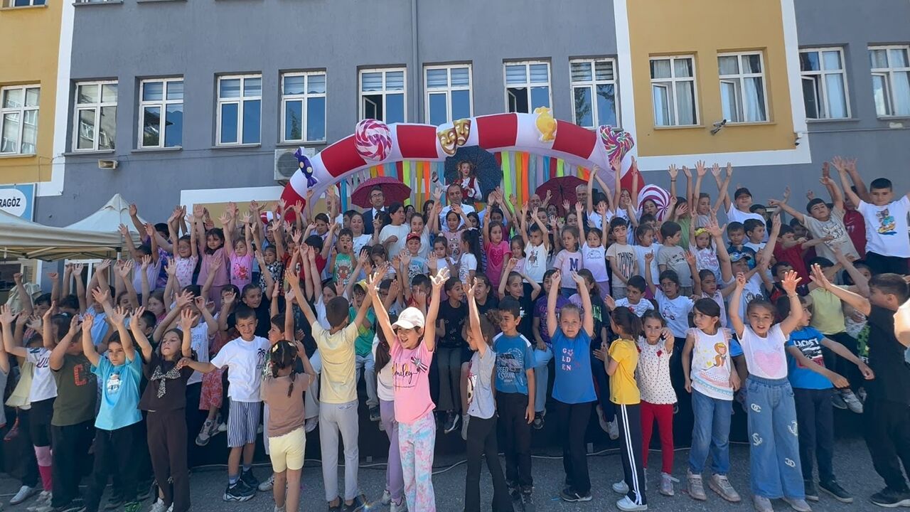 Hanönü De Başkan Ve Öğrenciler Çok Eğlendi (4)