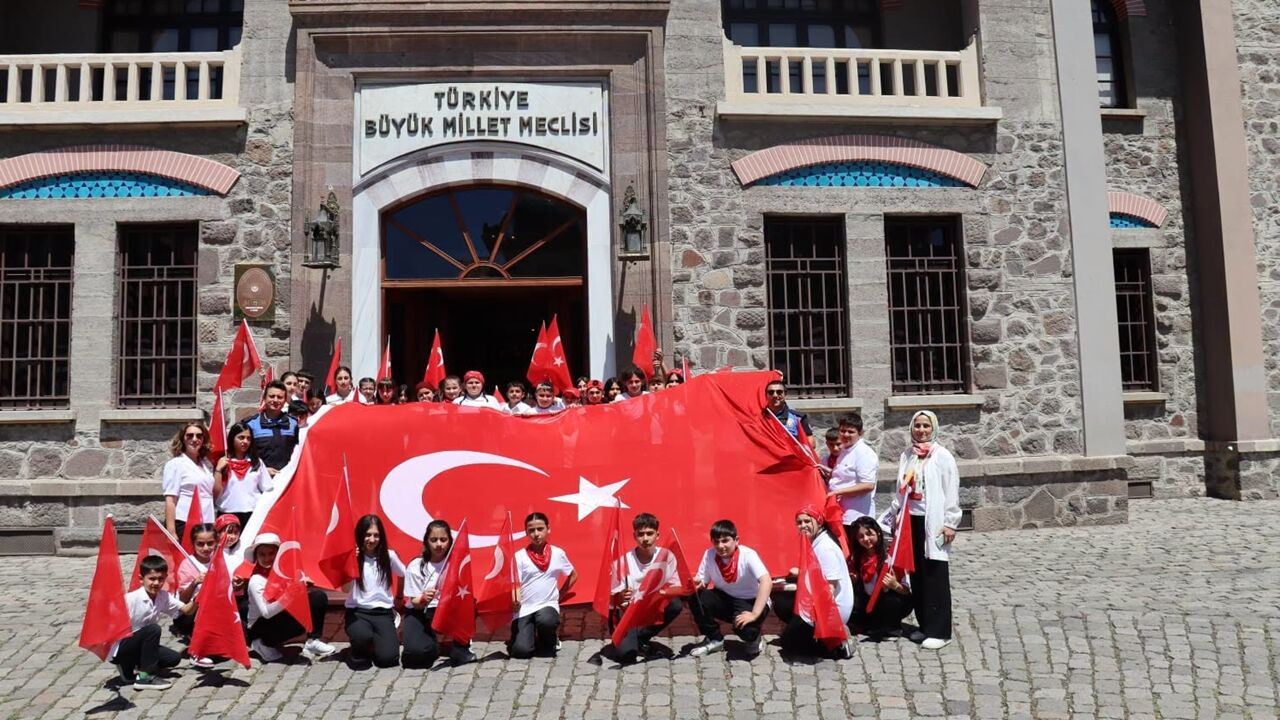 Hayata Renk Verelim Projesi Kapsamında Ankara Gezisi (3)