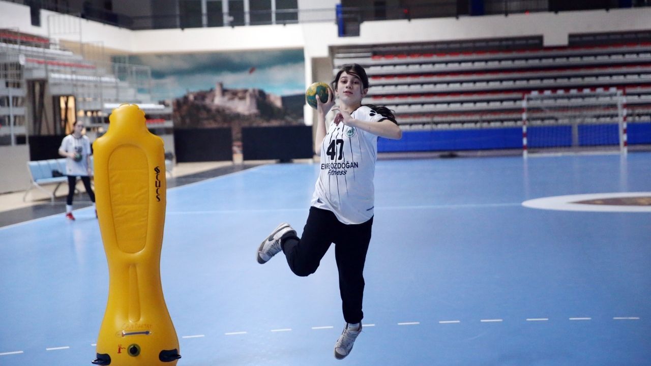 Hentbol (1)