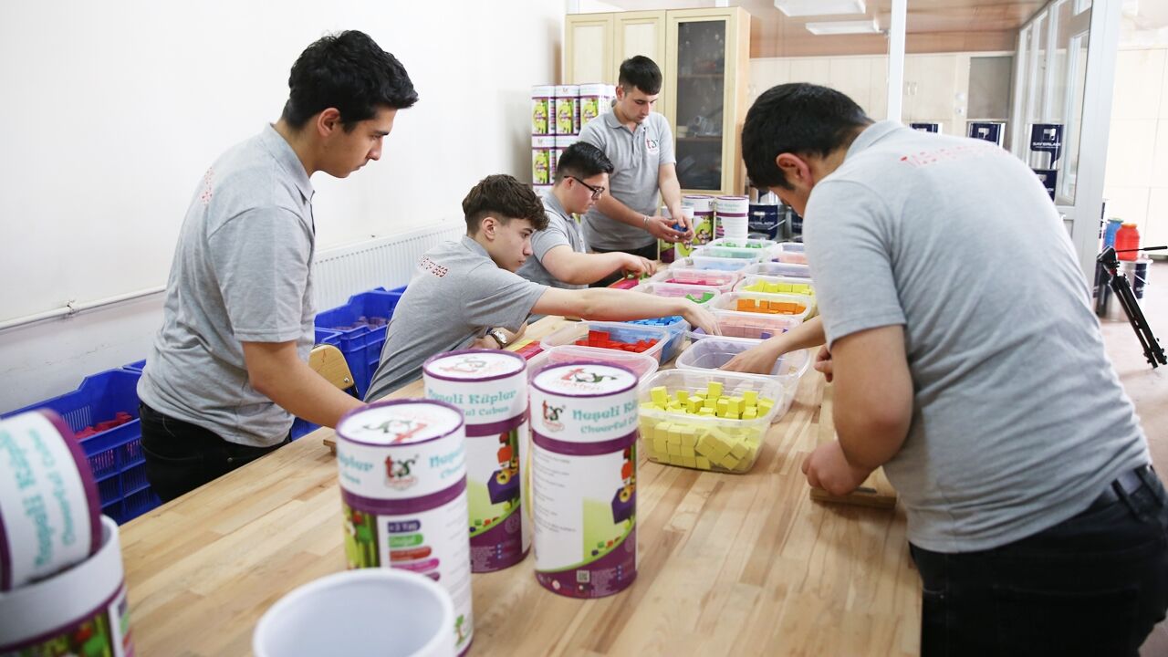 Kastamonu Da Fabrika Gibi Okul Taş Mektep (1)