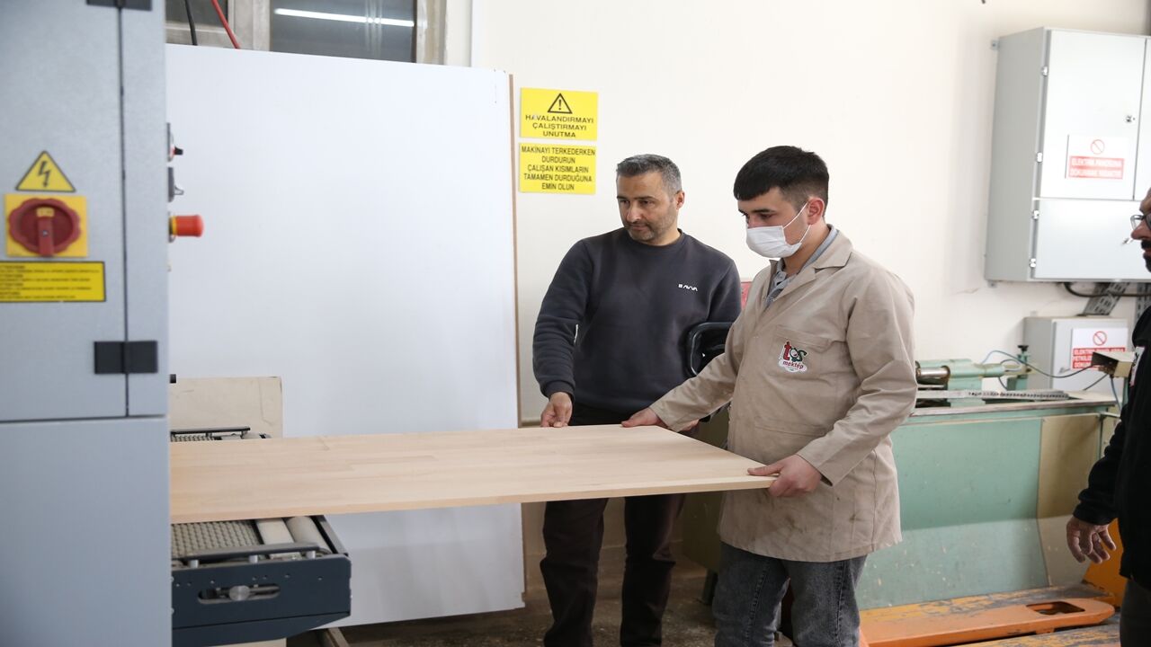 Kastamonu Da Fabrika Gibi Okul Taş Mektep (7)