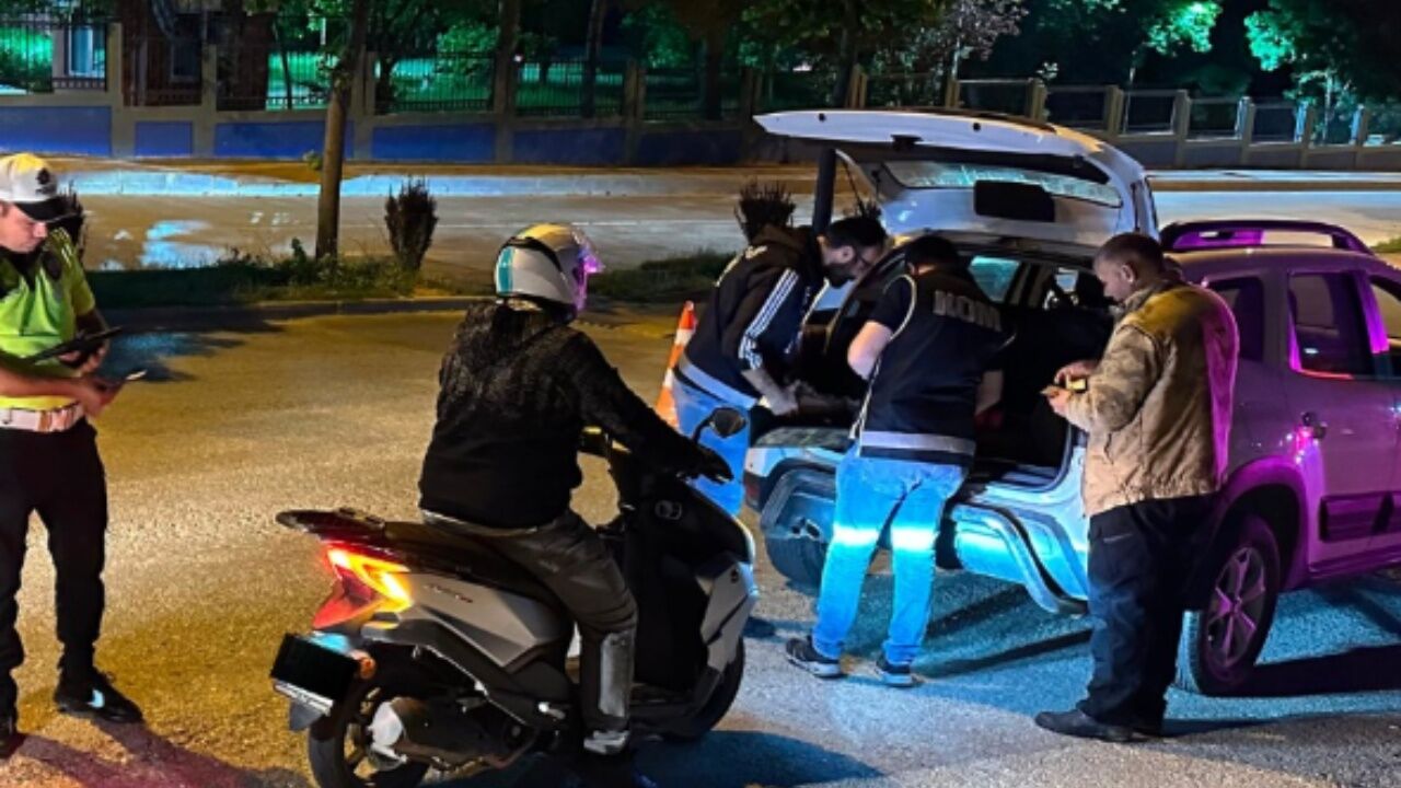Kastamonu Emniyetinden Geniş Çaplı Huzur Operasyonu (2)