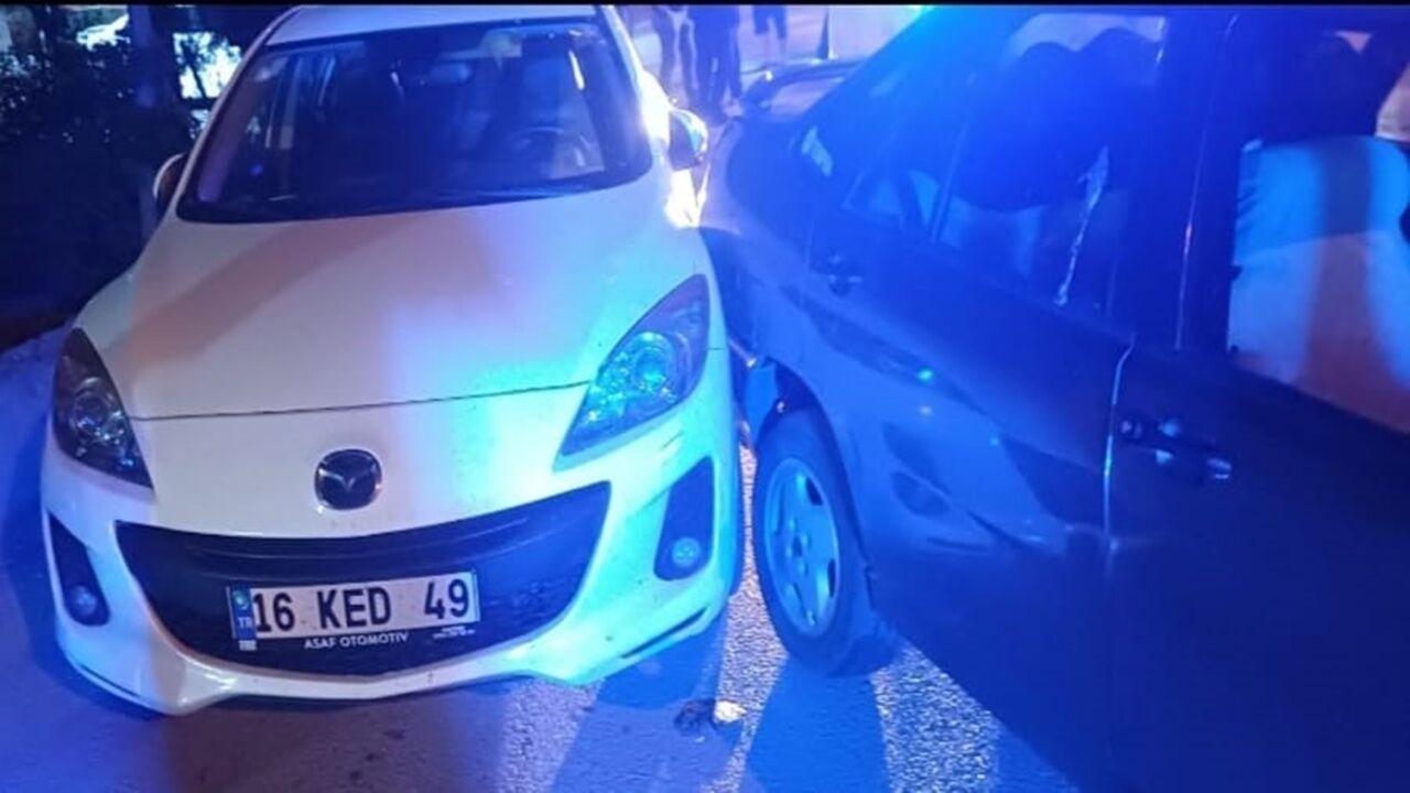 Kastamonu Plakalı Otomobil Kaza Karabük (1)
