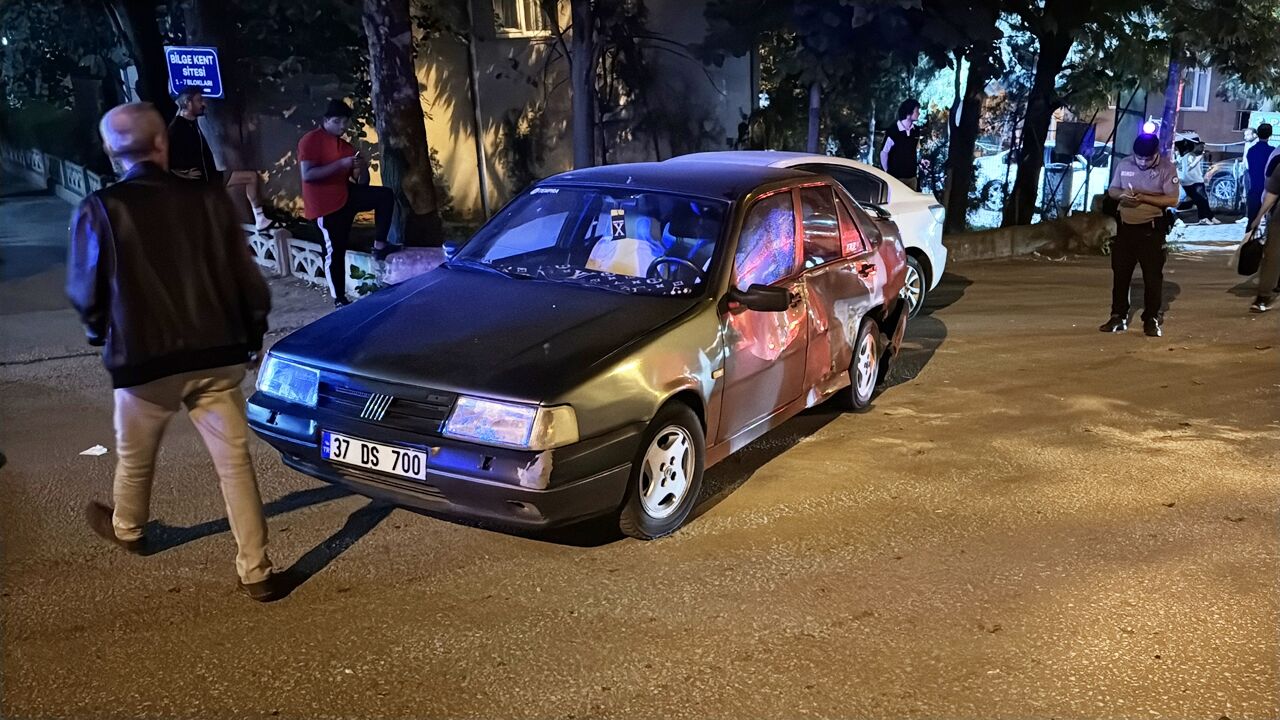 Kastamonu Plakalı Otomobil Kaza Karabük 30