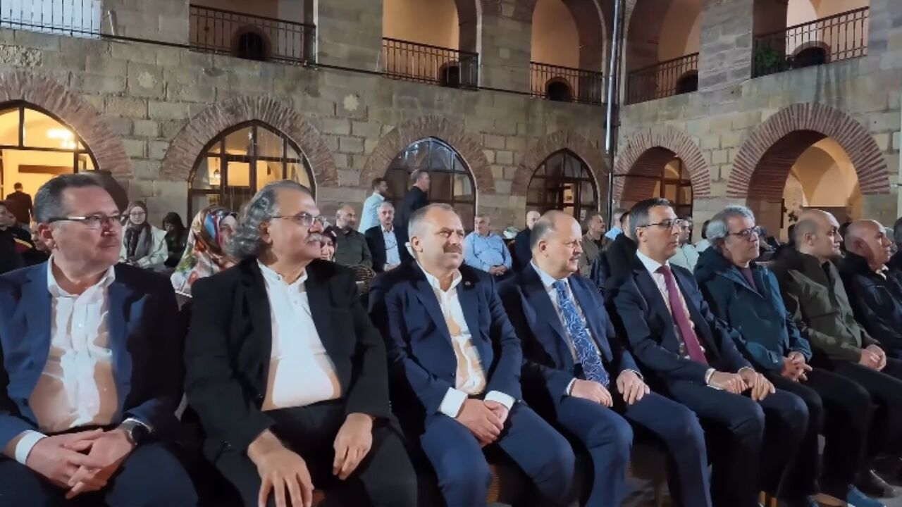 Kastamonu Şiir Akşamları Kurşunlu Han’da Edebiyatseverleri Buluşturdu