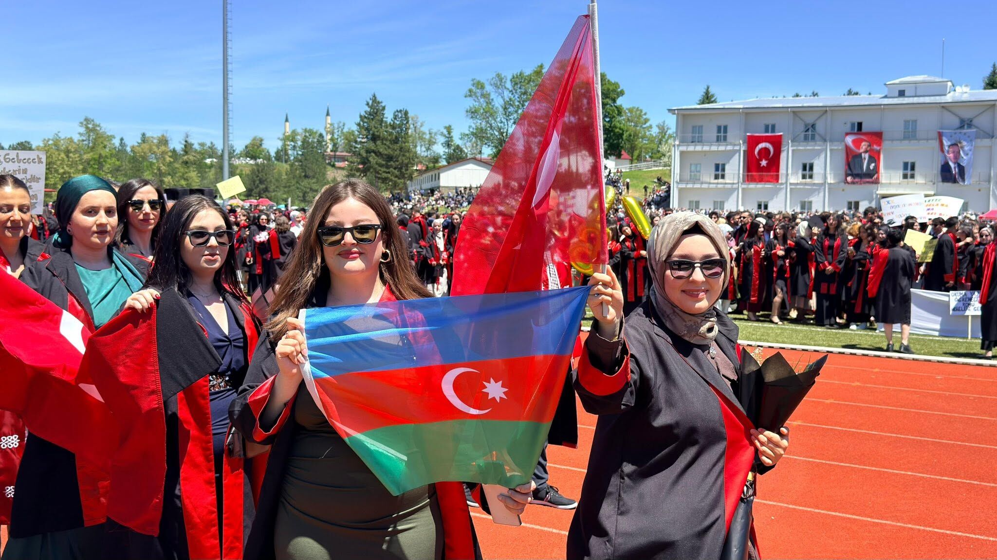 Kastamonu Üniversitesinde Mezuniyet Coşkusu (11)