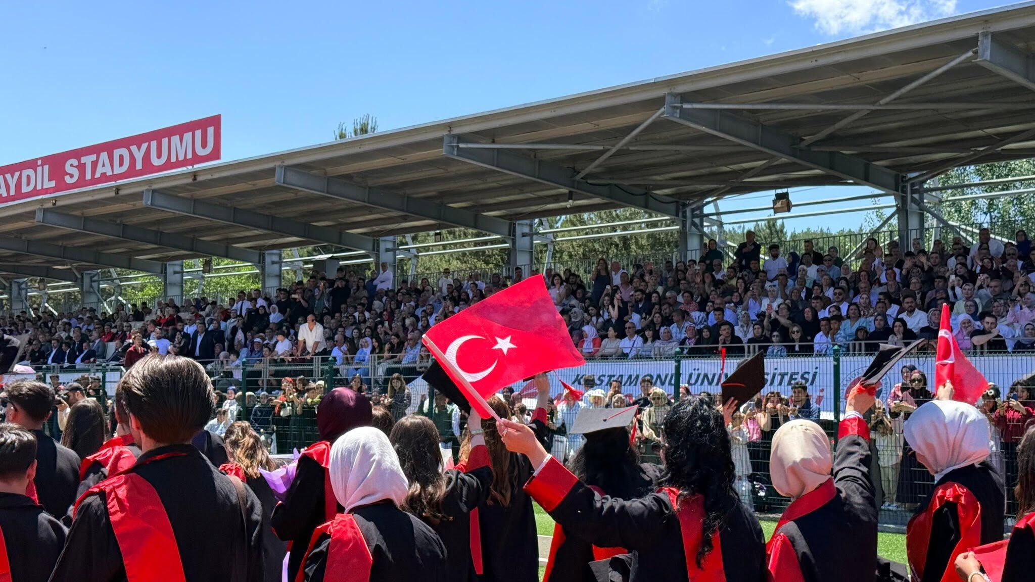 Kastamonu Üniversitesinde Mezuniyet Coşkusu (3)