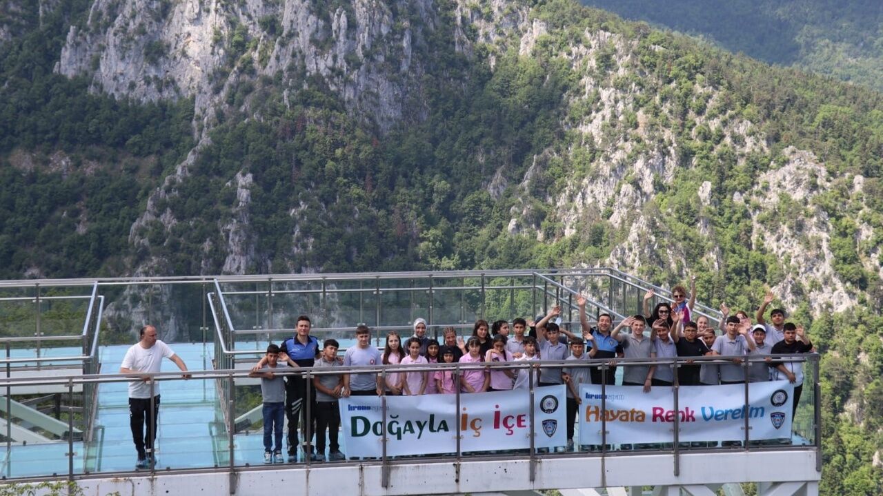 Kastamonu’da “Hayata Renk Verelim” Projesiyle Öğrenciler Kanyonları Keşfetti