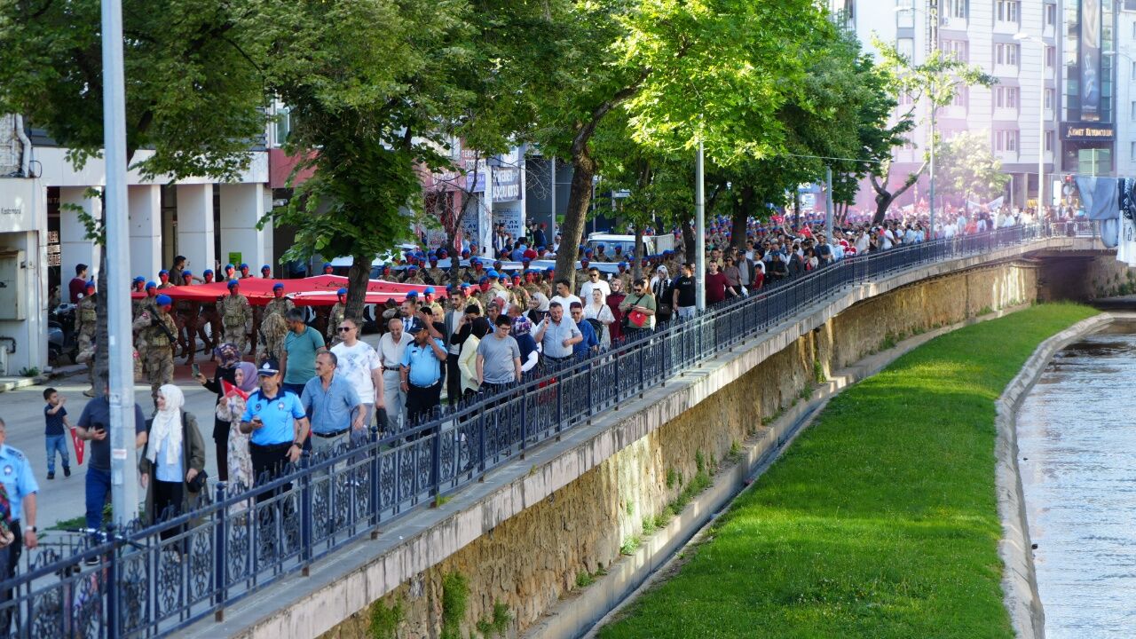 Kastamonu’da İstiklal Yolu Yürüyüşü Coşkuyla Sona Erdi (1)