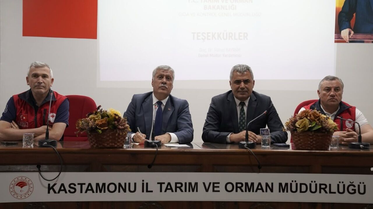 Kastamonu’da Tarımda Dijital Dönüşüm B Reçete Sistemi Detayları Anlatıldı (2)