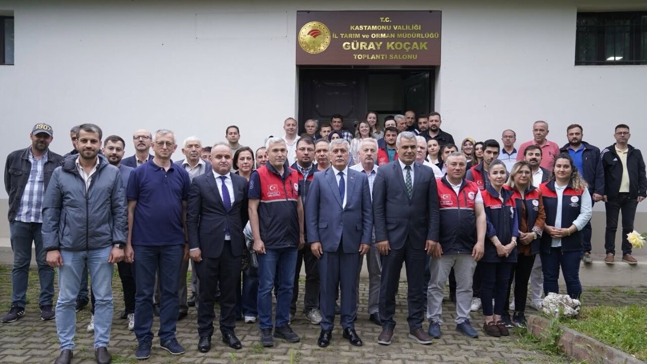 Kastamonu’da Tarımda Dijital Dönüşüm B Reçete Sistemi Detayları Anlatıldı (3)