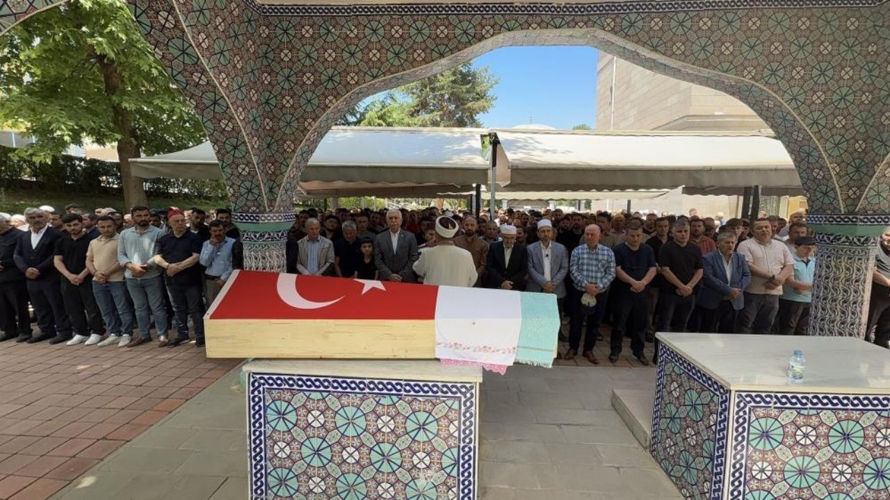 Kelkit Çayı’nda Acı Son 26 Yaşındaki Genç Toprağa Verildi (1)