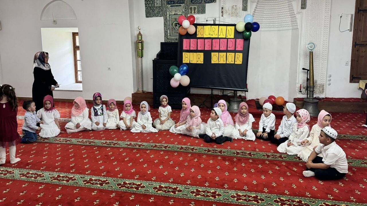 Küre Kuran Çocuk (4)