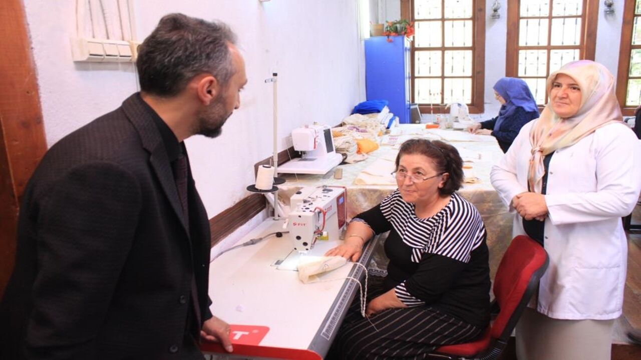 Kuzka Kadın Inceleme (3)