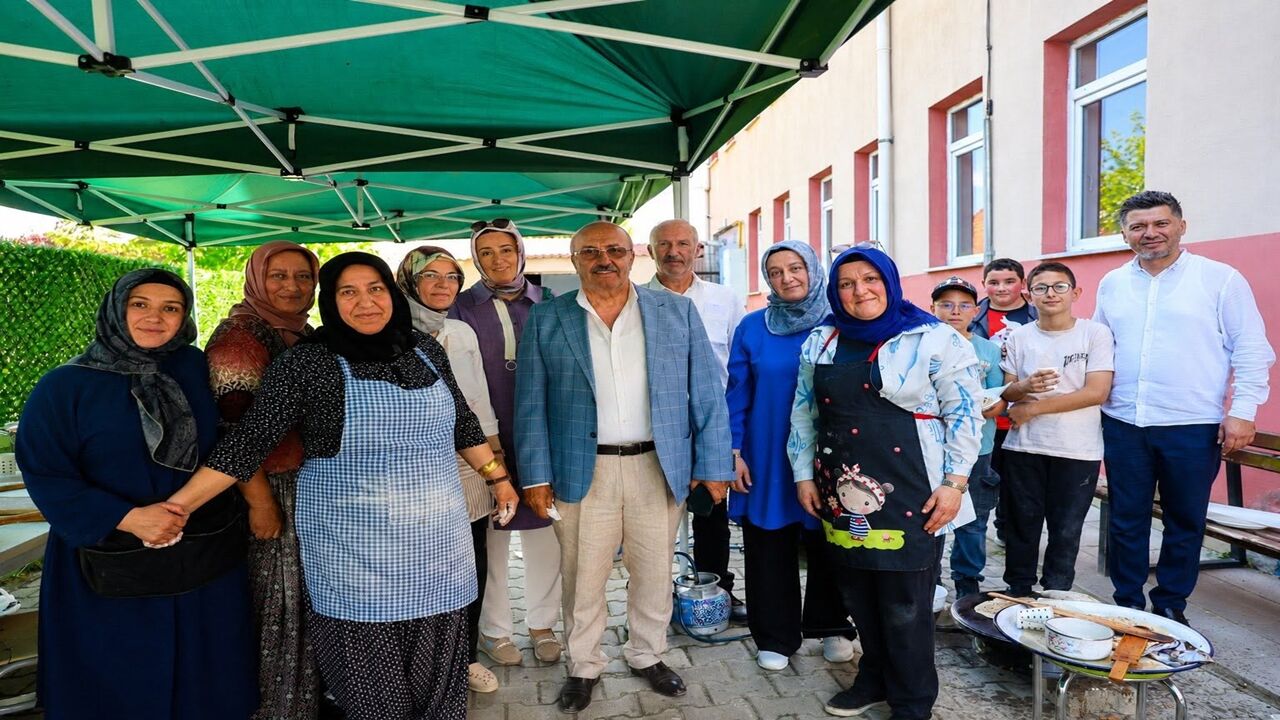 Narin Kermes (2)
