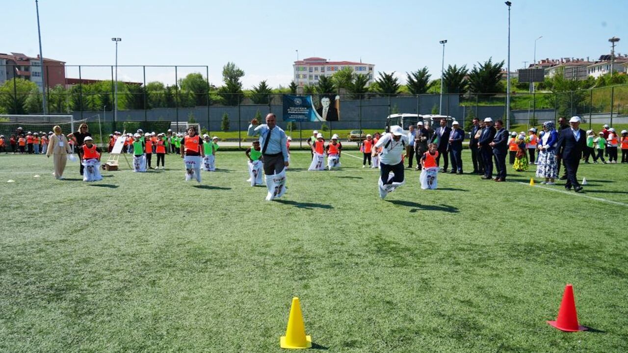 Okullarda Eğlence (4)